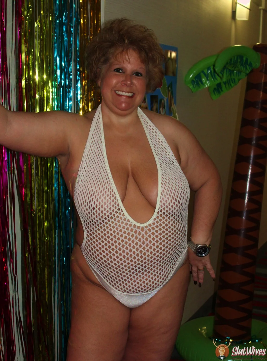 Sexy hotwife love her holiday image 13