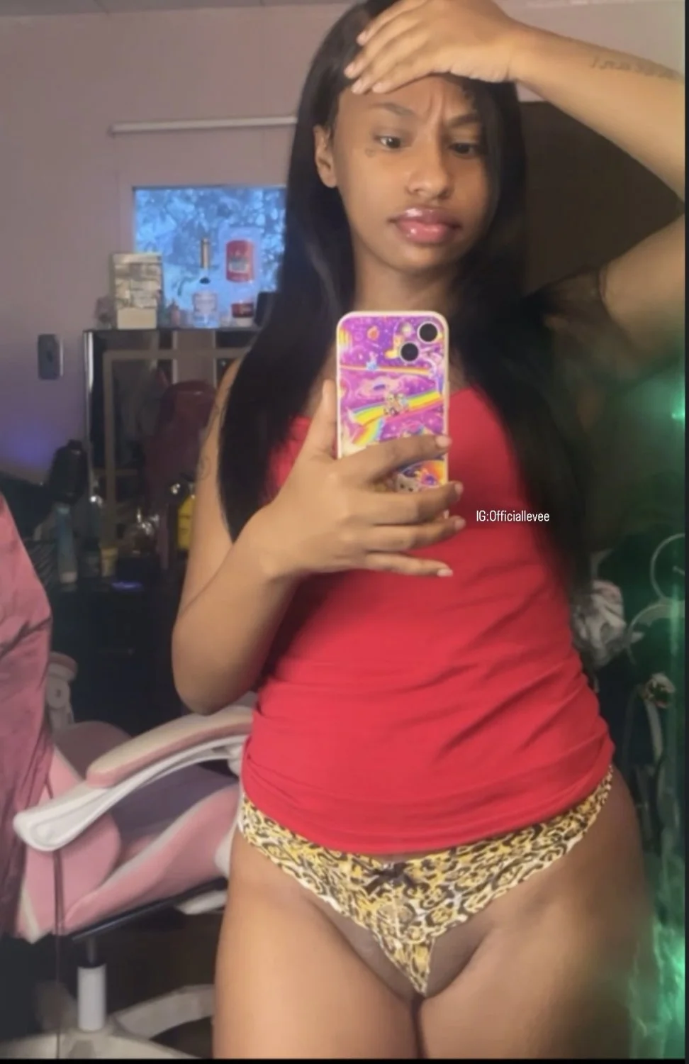 Cute petite Latina with phat pussy 🥵🍑🔥 image 16