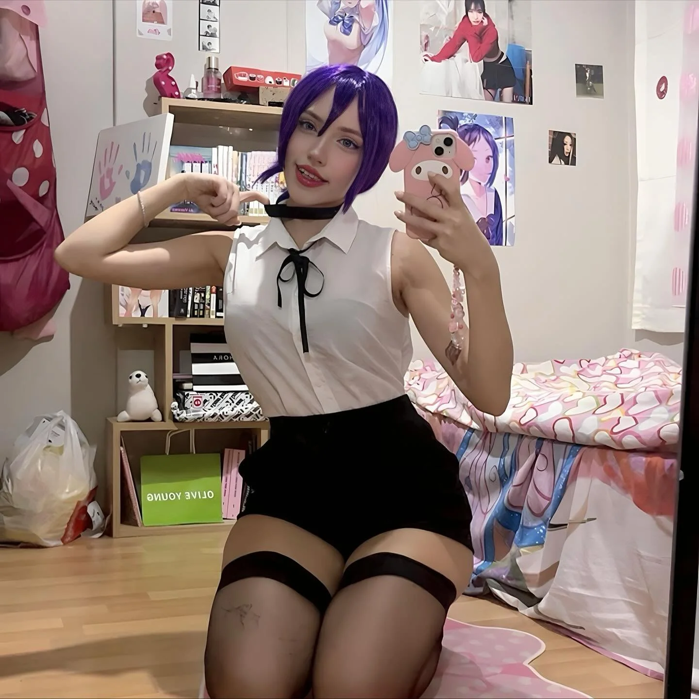 Teen Super Sexy Cosplayer image 9