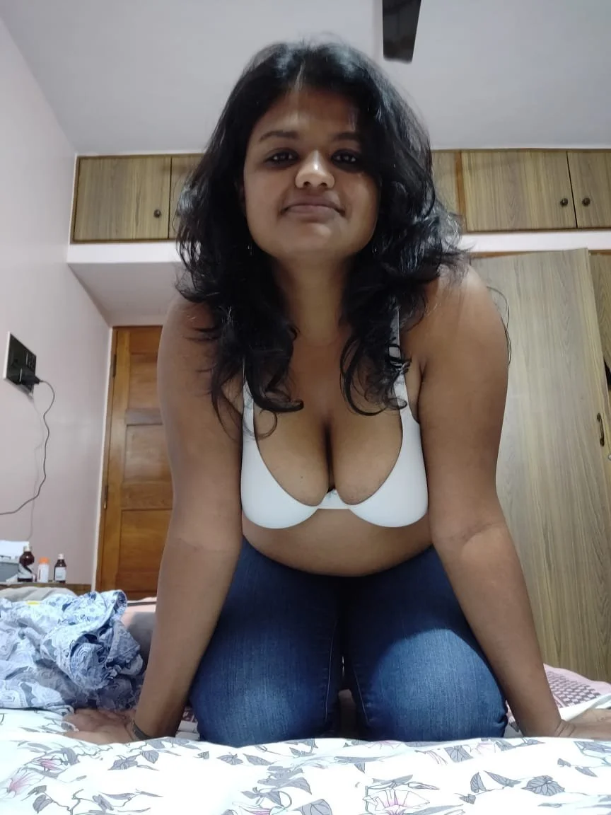 Namrata Indian Slut and YouTuber image 3