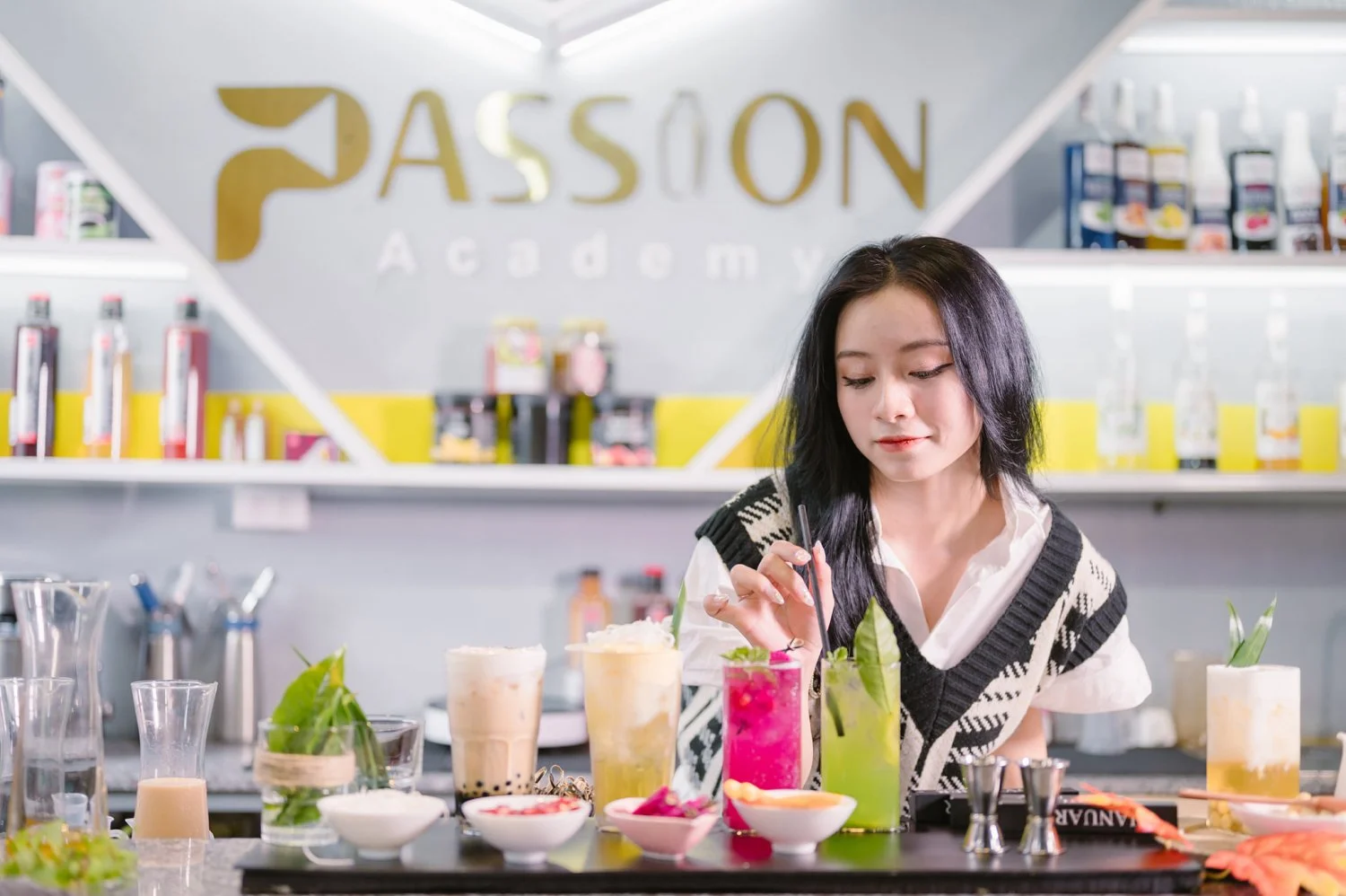 Duslut-asian teen will clean your cock image 11