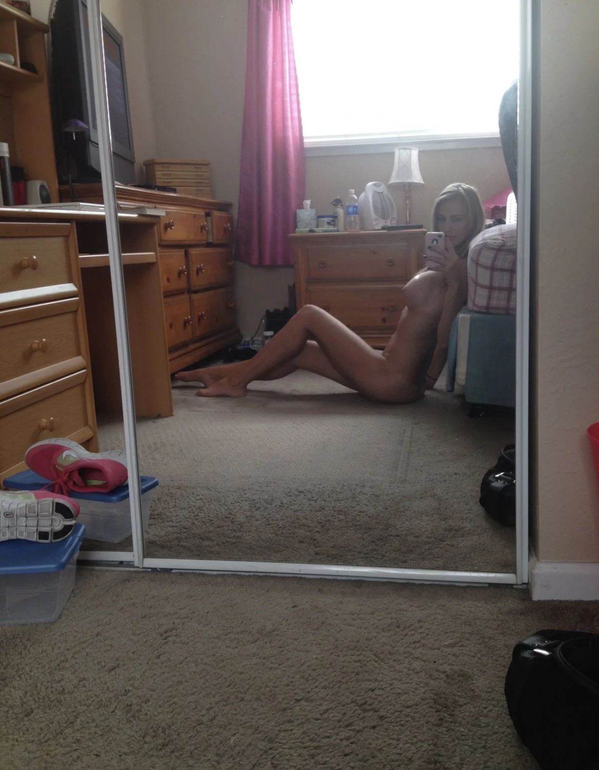 Stephanie is a stupid bimbo cockhungry milf that knows how to take dick image 10