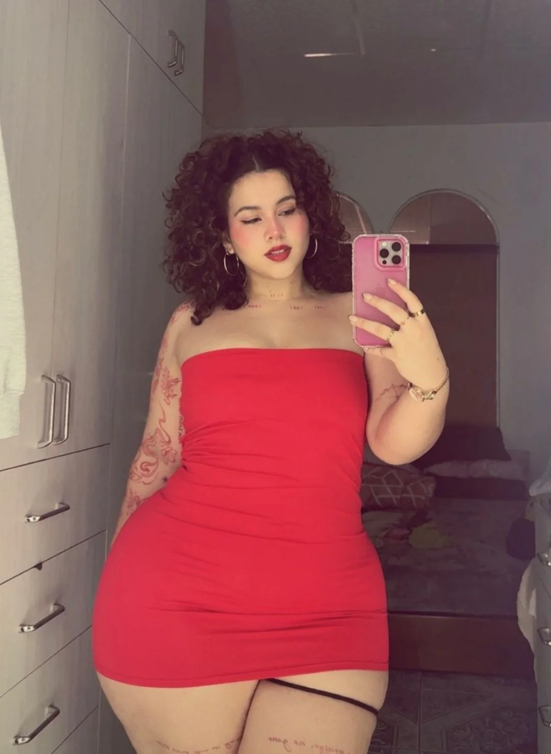 Hadasha Escobar Gordibuena Latina 6 image 50