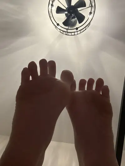 18 yo nice soles cover image