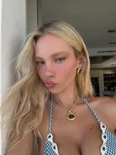 dorina cover image