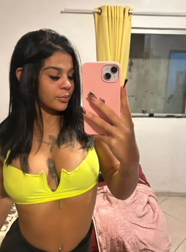 Yasmim carioca putinha do job da zona oeste image 8