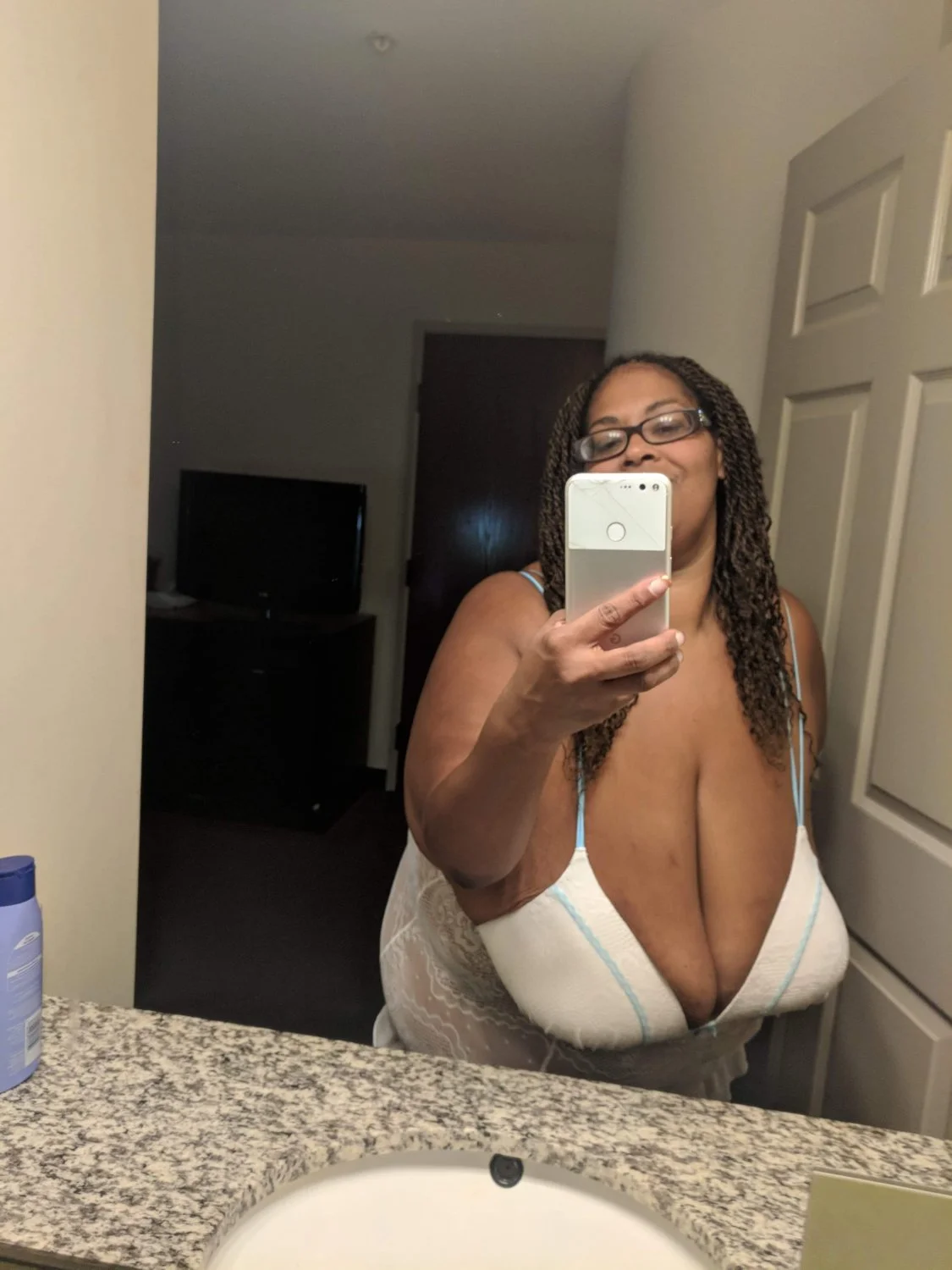 Big Titty Milf Wins image 13