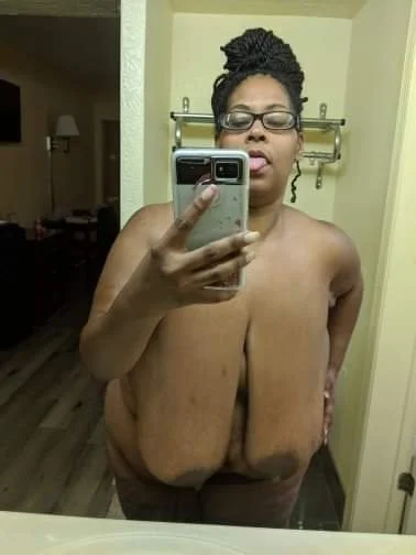Big Titty Milf Wins image 3