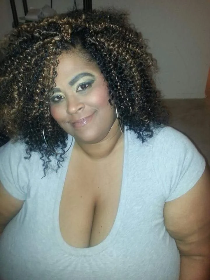 Big Titty Milf Wins image 5