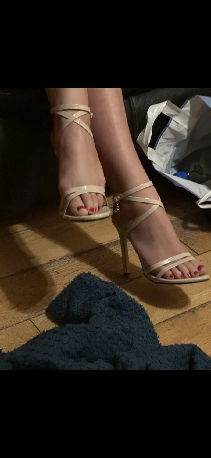 Dutch MILF image 13