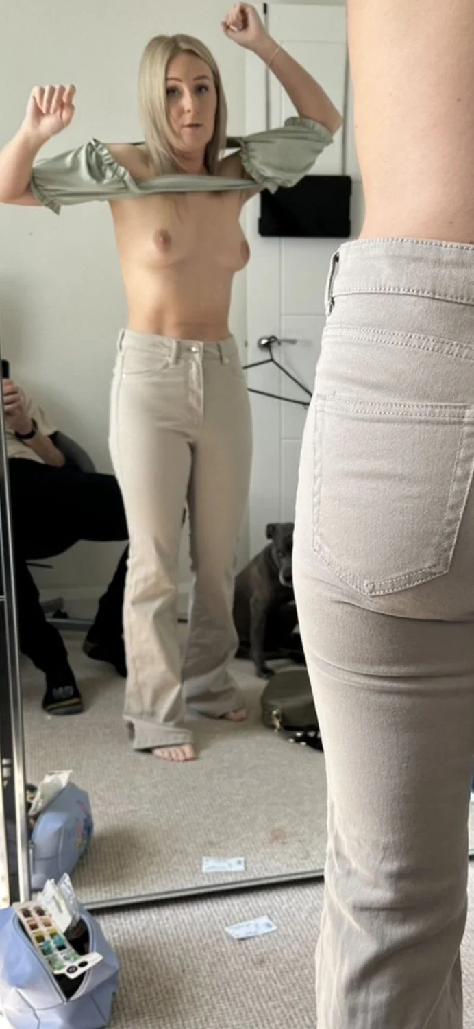 Dutch MILF image 22
