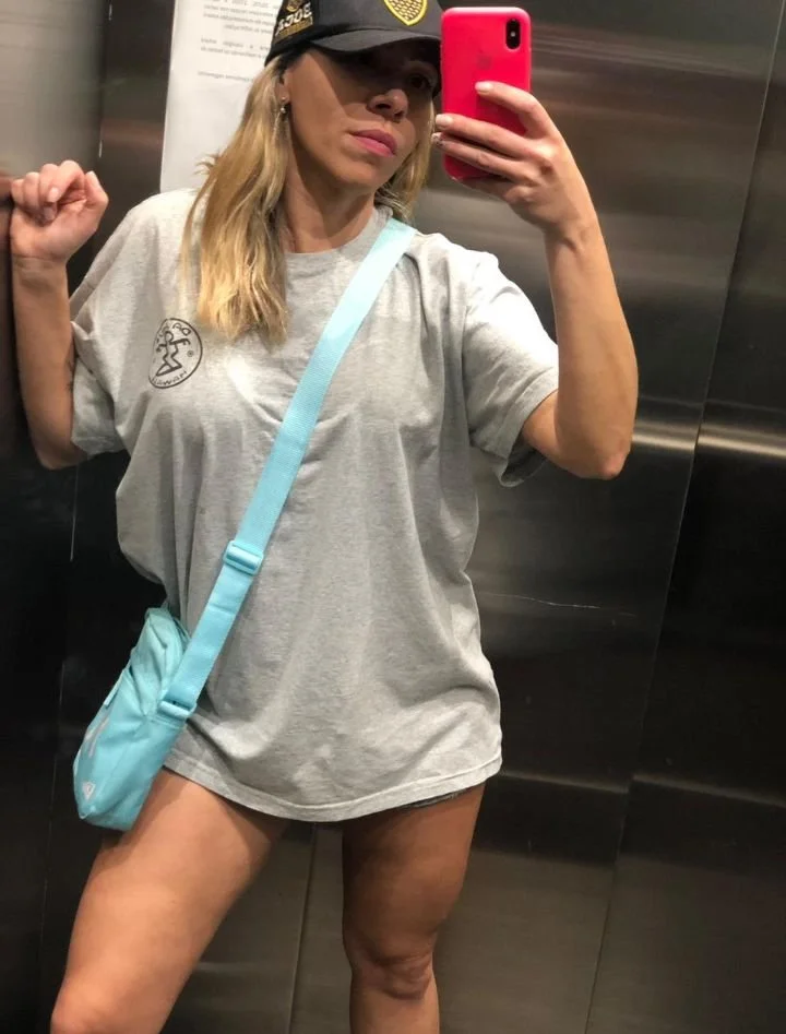 Mais um corninho que gosta de exibir sua puta image 3