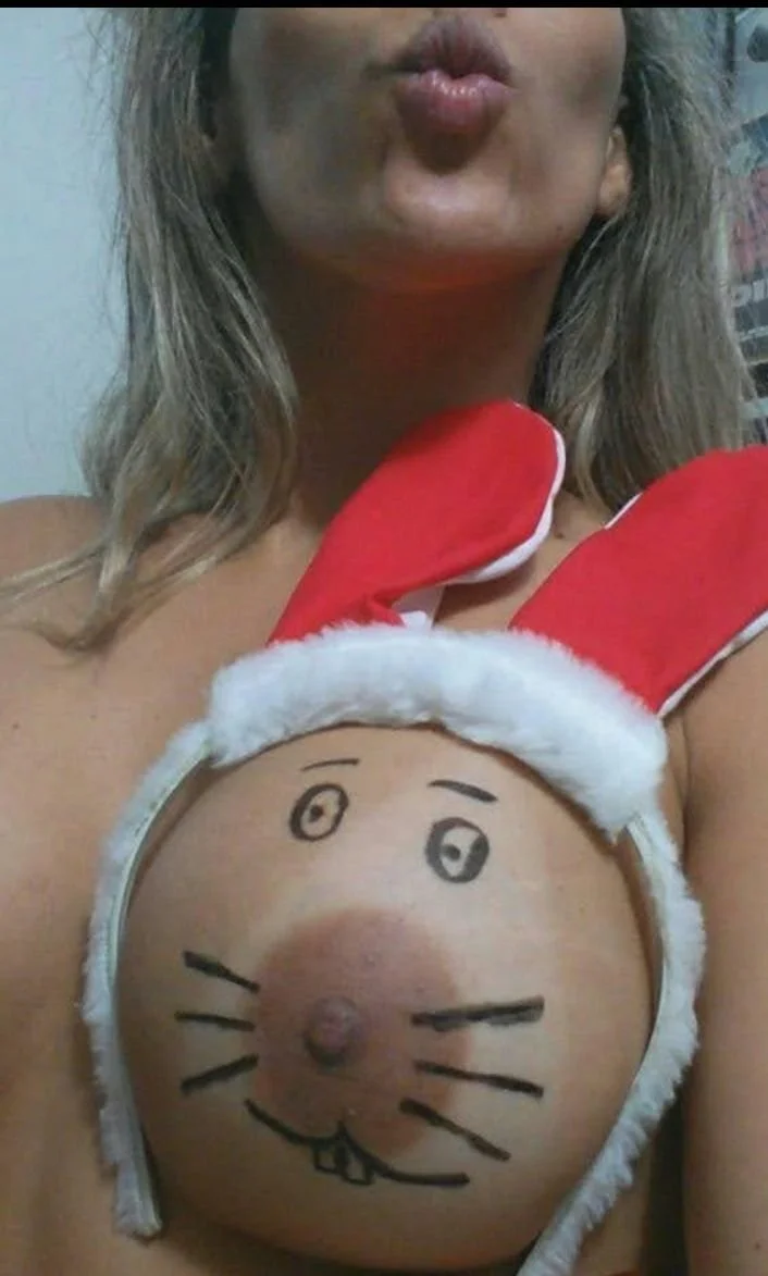 Mais um corninho que gosta de exibir sua puta image 7