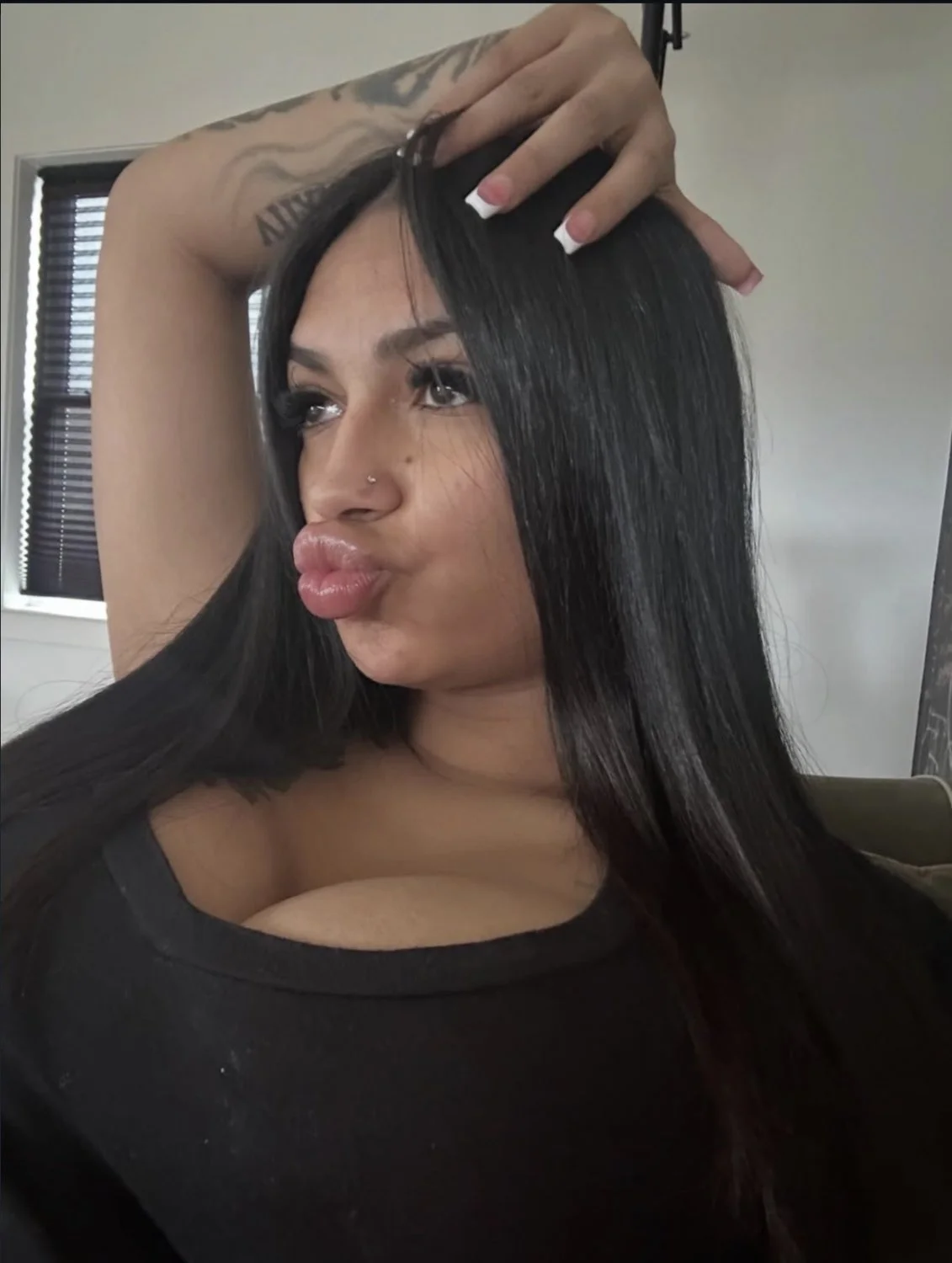 Murda b juicy lips 👄 image 2