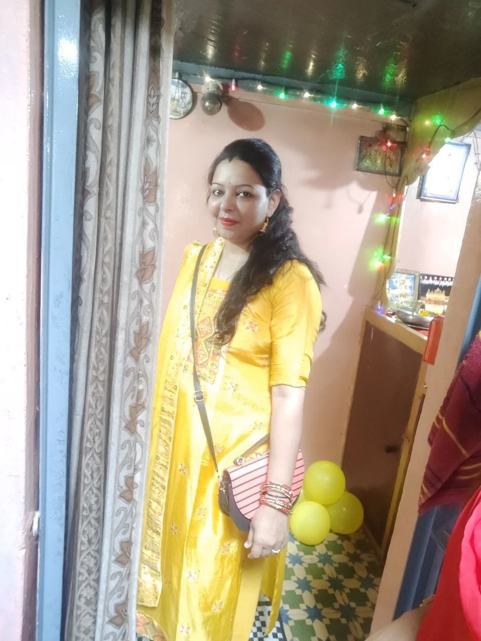 Indian bitch exposed her self image 7