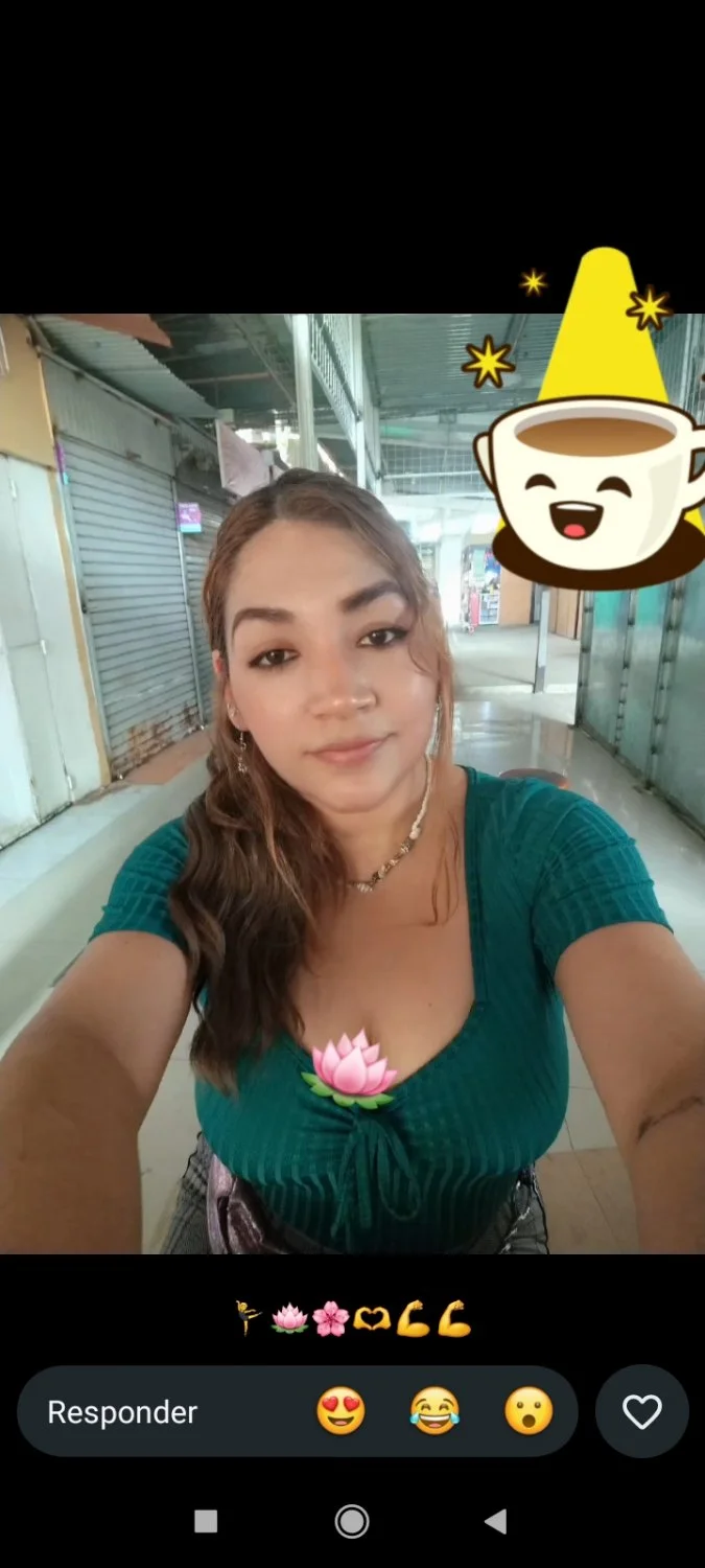 Mi cuñada,mi amiga y mi tía están bien ricas ...les cambié la cara ...que le harían ?? image 19