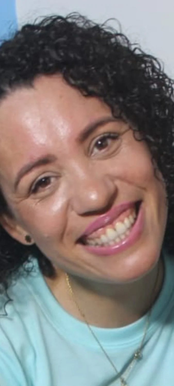 Mi cuñada,mi amiga y mi tía están bien ricas ...les cambié la cara ...que le harían ?? image 5
