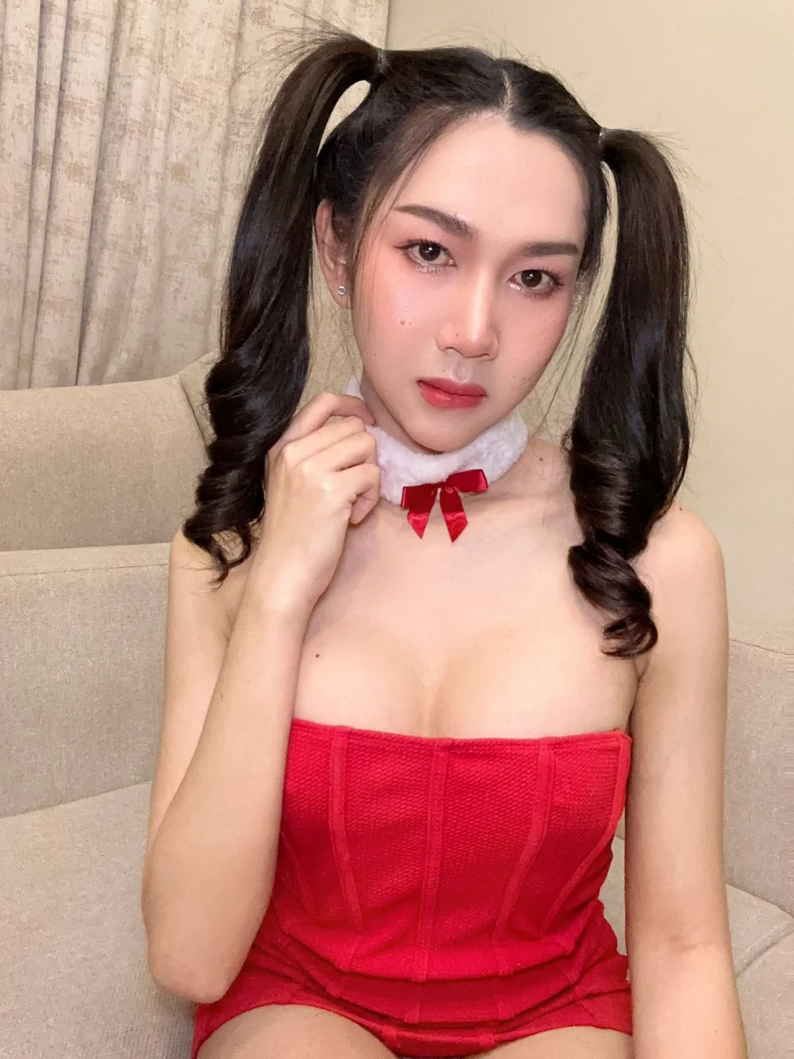 Ladyboy escorts image 6