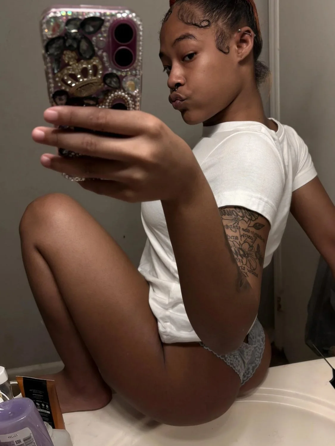 Corpus Ebony Girlfriend submission image 12