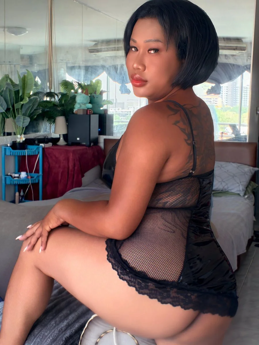 Maya Cobra Queen Trans Sexy image 29