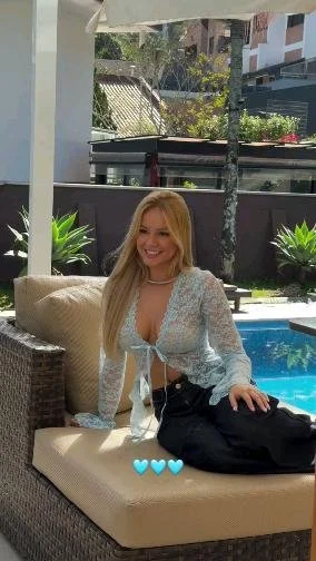 Bela Fernandes lindona...linda gostosa !!! image 3