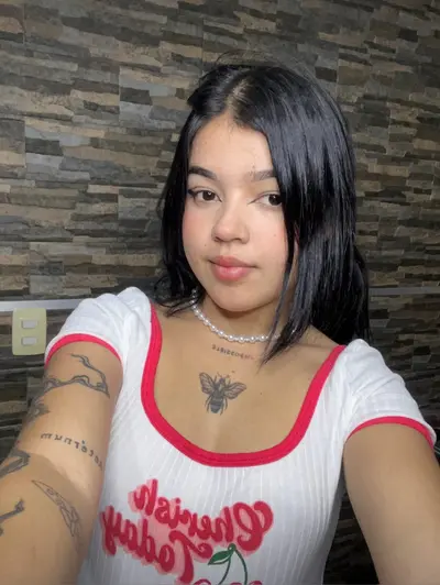 Vanessapetite sexy latina cover image