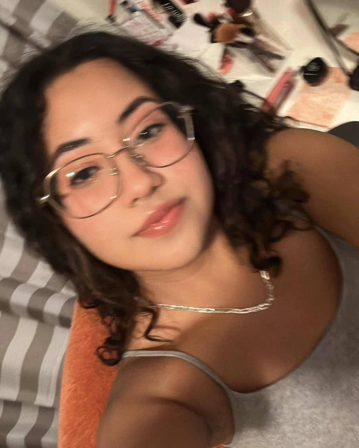 Have you seen her? image 3