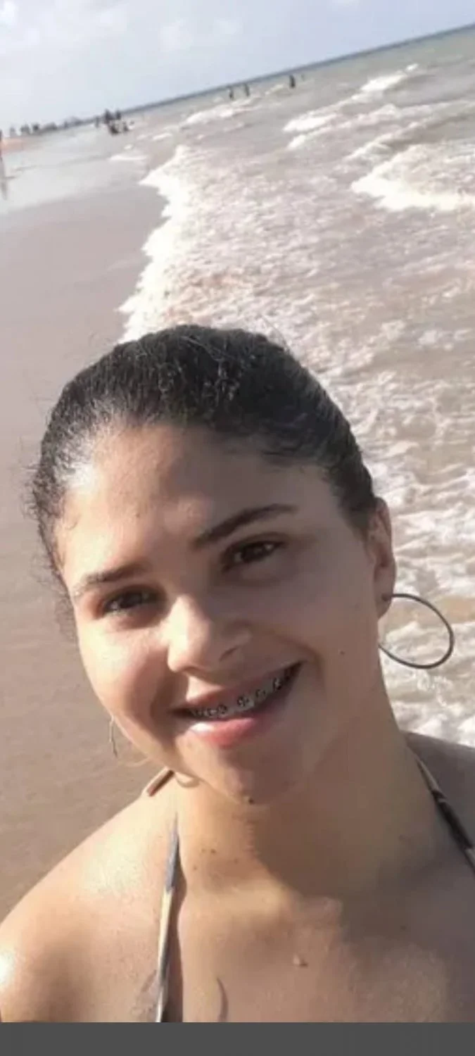 Corninho pediu pra mim postar mais main image