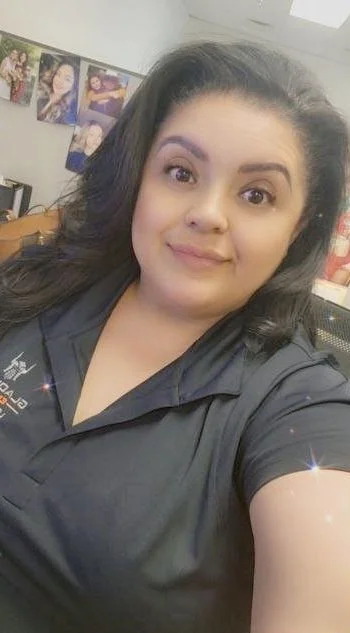 Amateur thick Latina Wife image 17