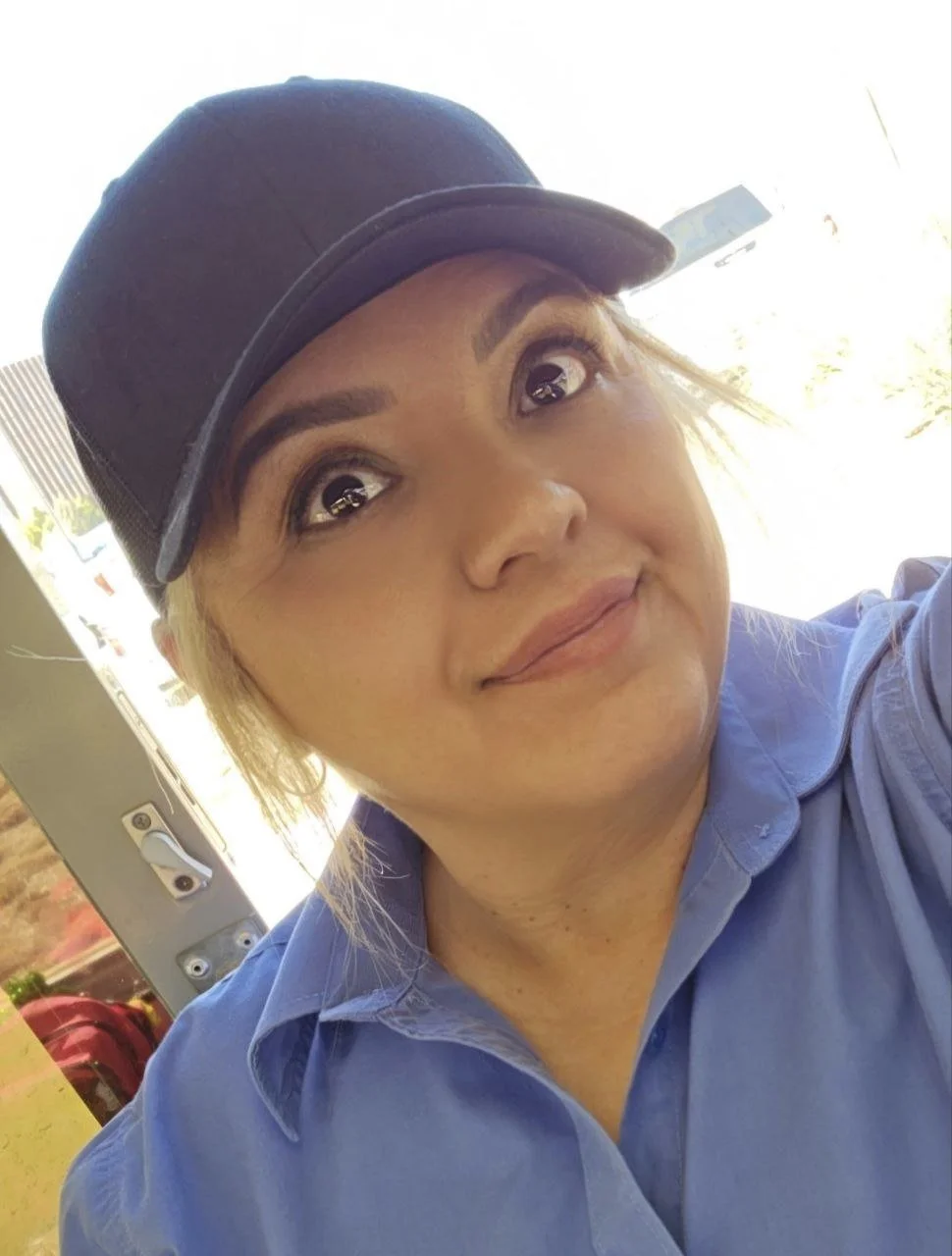 Amateur thick Latina Wife image 9