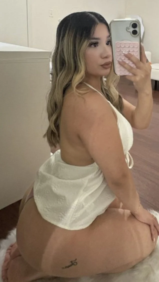TX Latina slut image 31