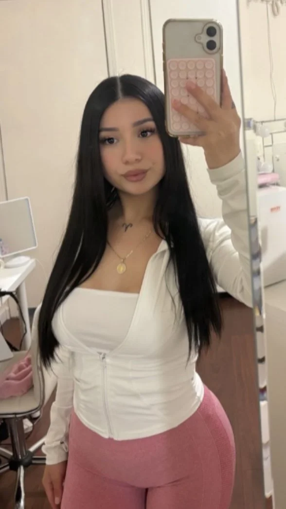 TX Latina slut image 4