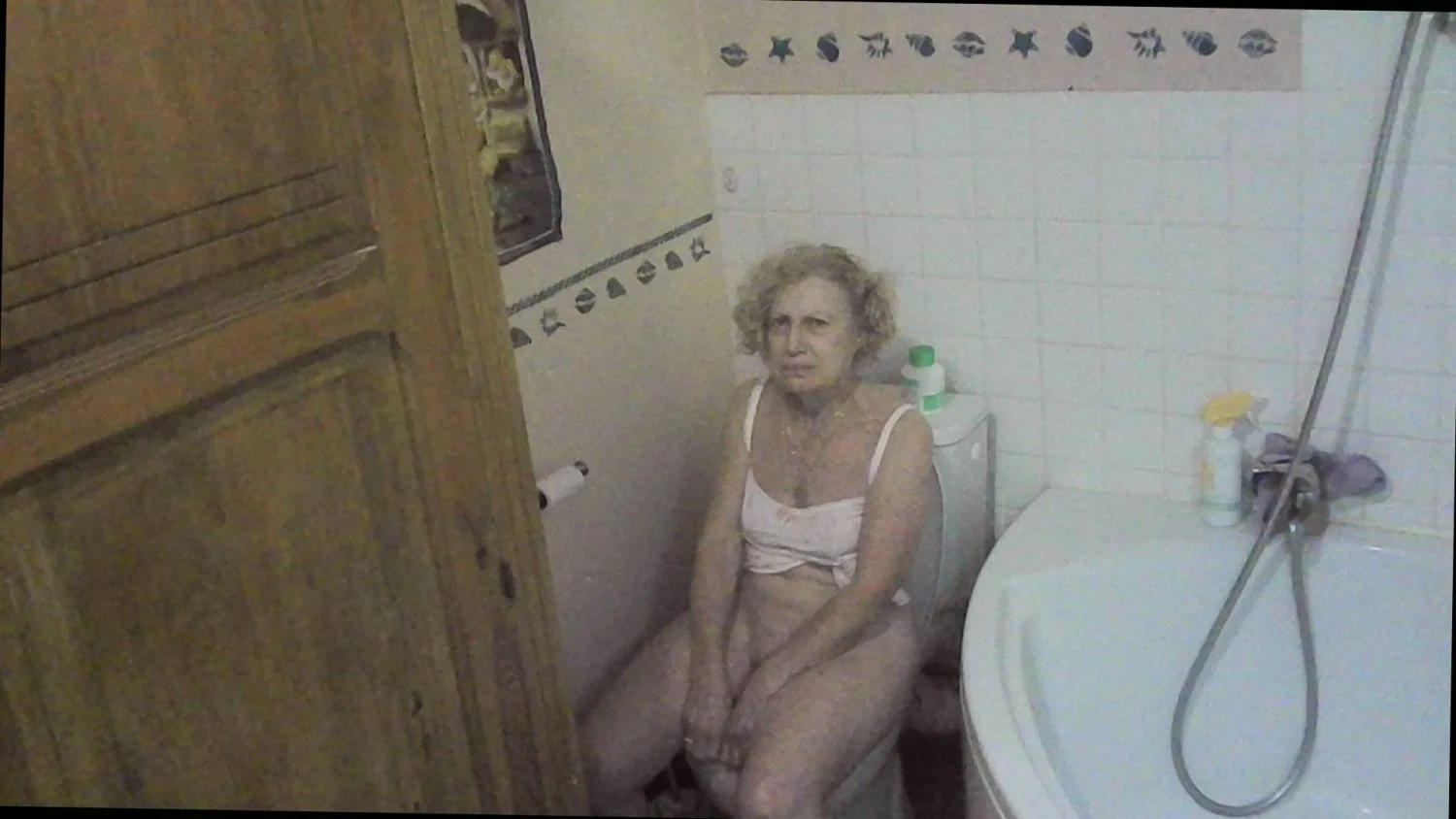 Cheating granny nurse Solange's whole toilet set-caught again with her difficult moments image 3