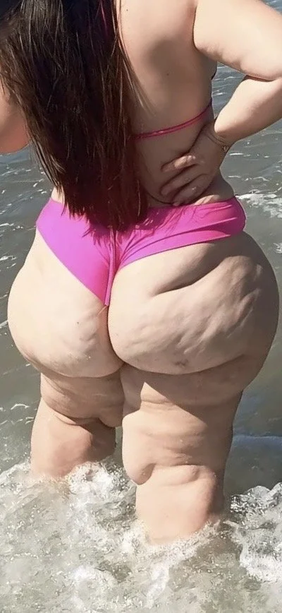 Brazilian pawg ass image 3