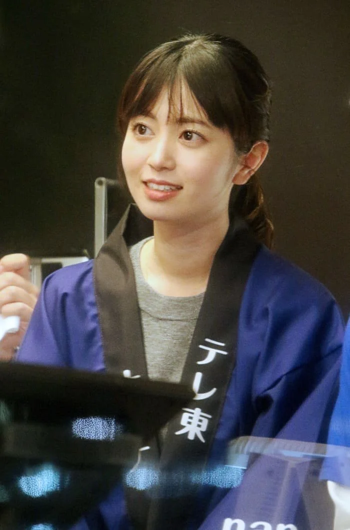 🔚Japanese　顔抜き　アナウンサー　中根舞美　ソフトエロ　一発やりたい image 2