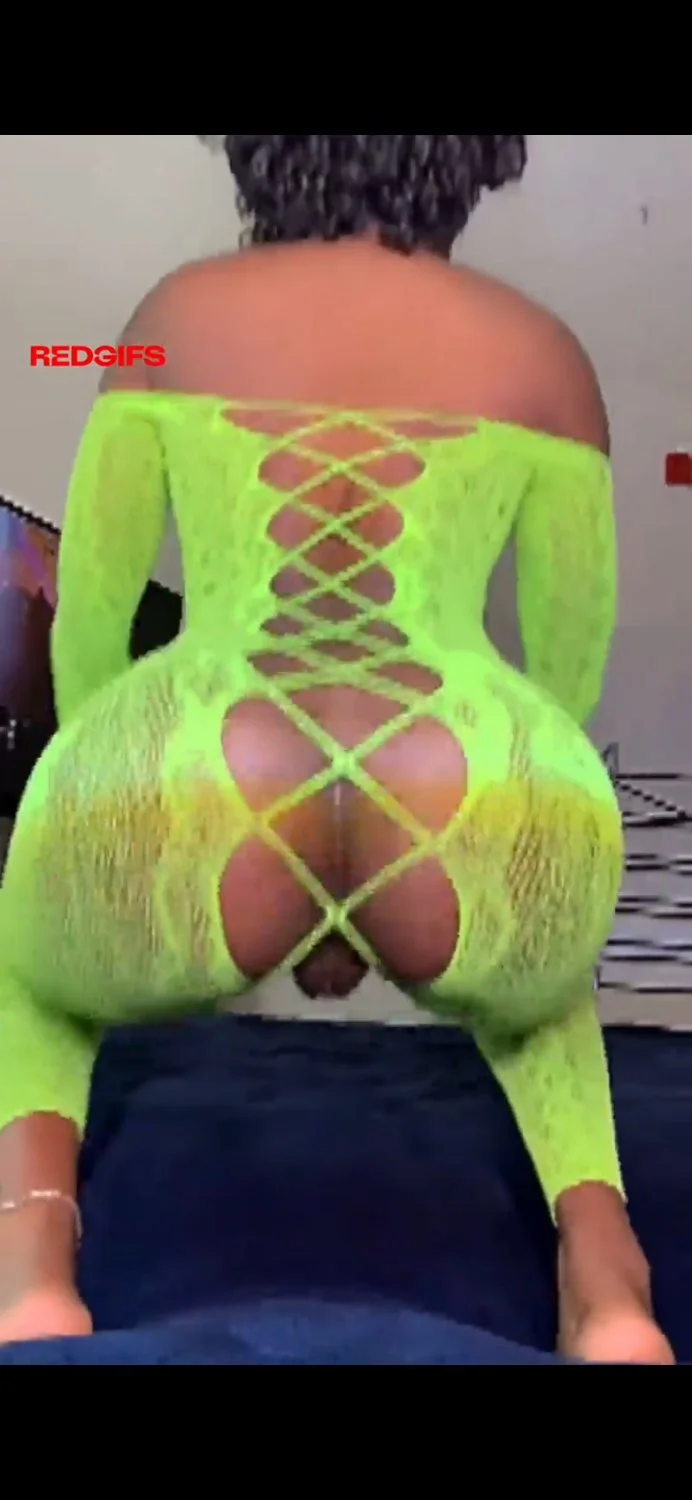 Horny Ebony with phat pussy 🥵🍑🔥 image 8