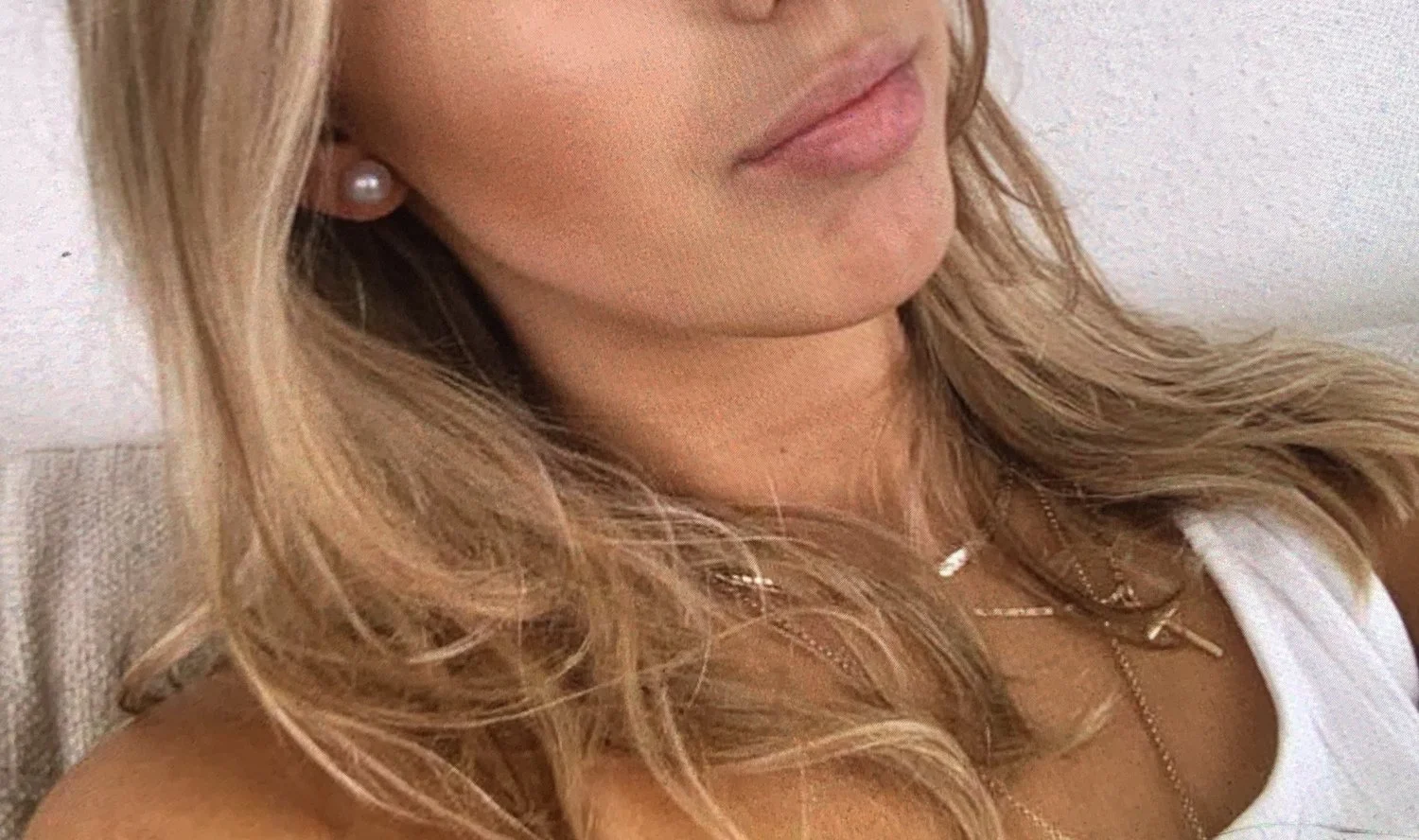 Hot blonde, dm for more image 3