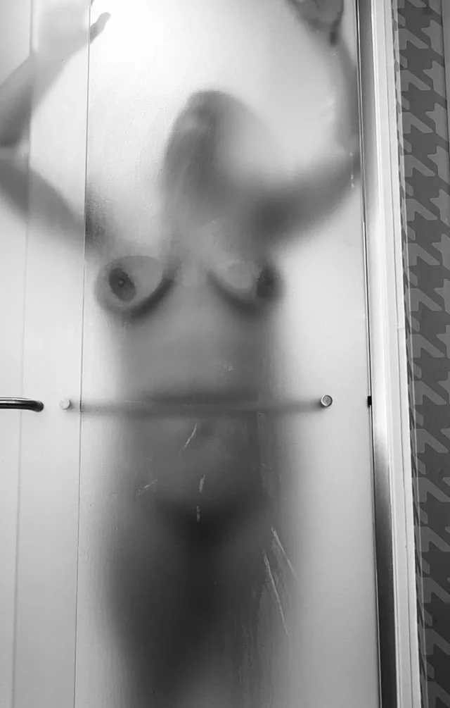 Big Tits & Ass On Fat Blonde Slut image 6