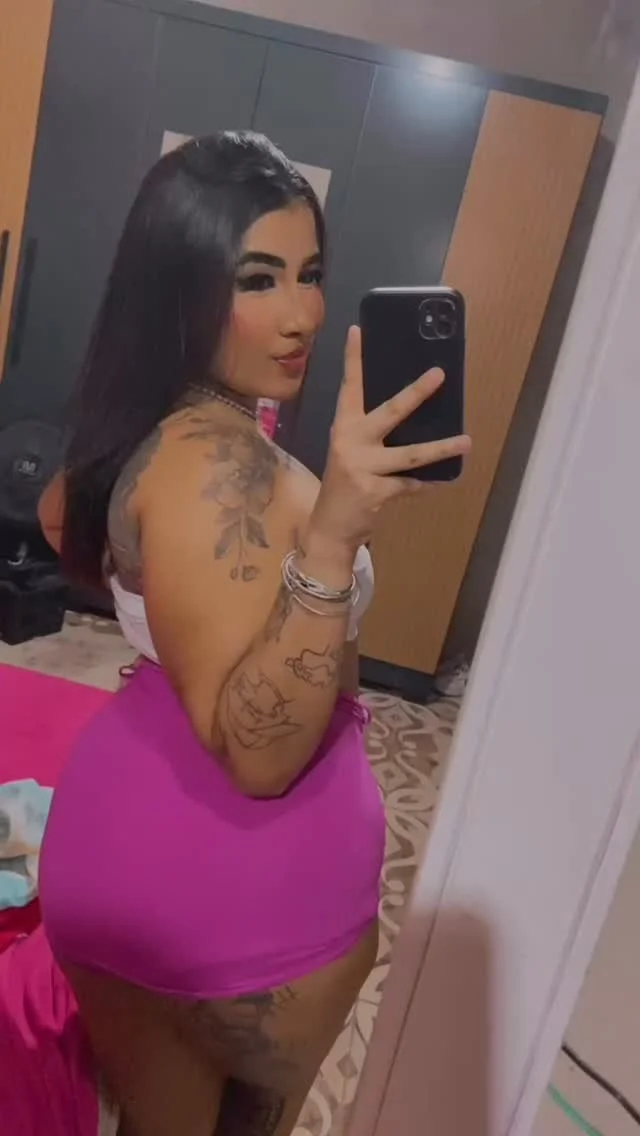 aline gordinha cavala image 19
