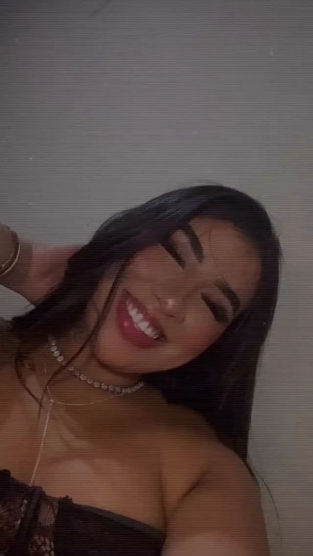 aline gordinha cavala image 2