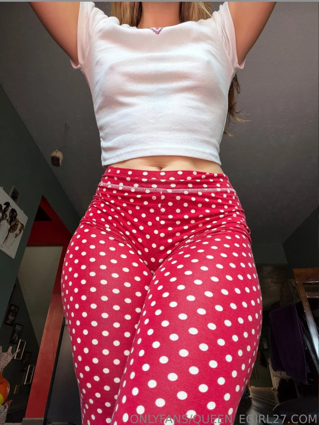 Queenegirlsback image 8