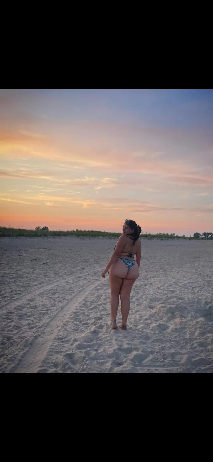Sexy thick Latina Judy from Chicago image 2