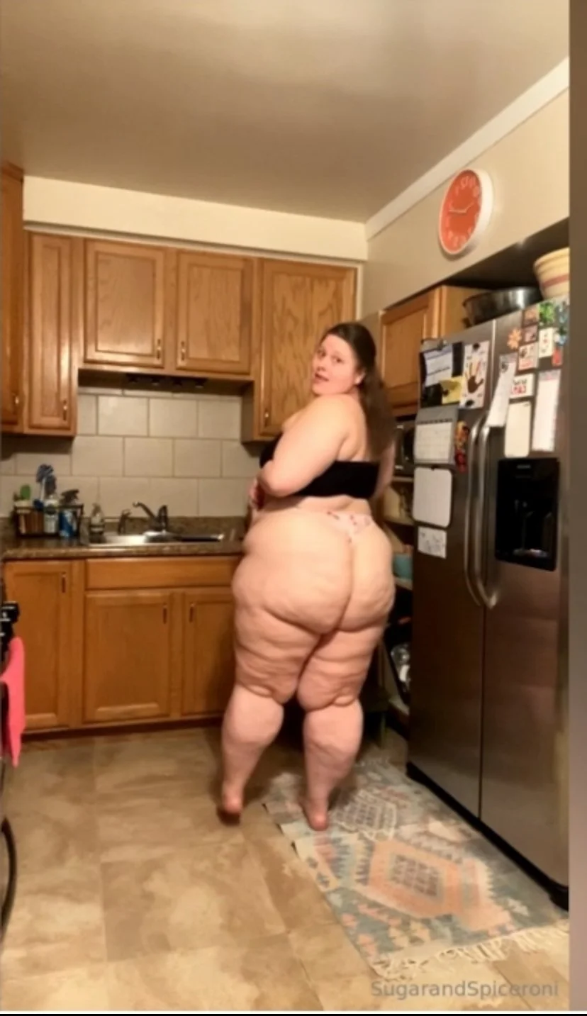 SugarNSpiceroni Mega Booty Pawg main image