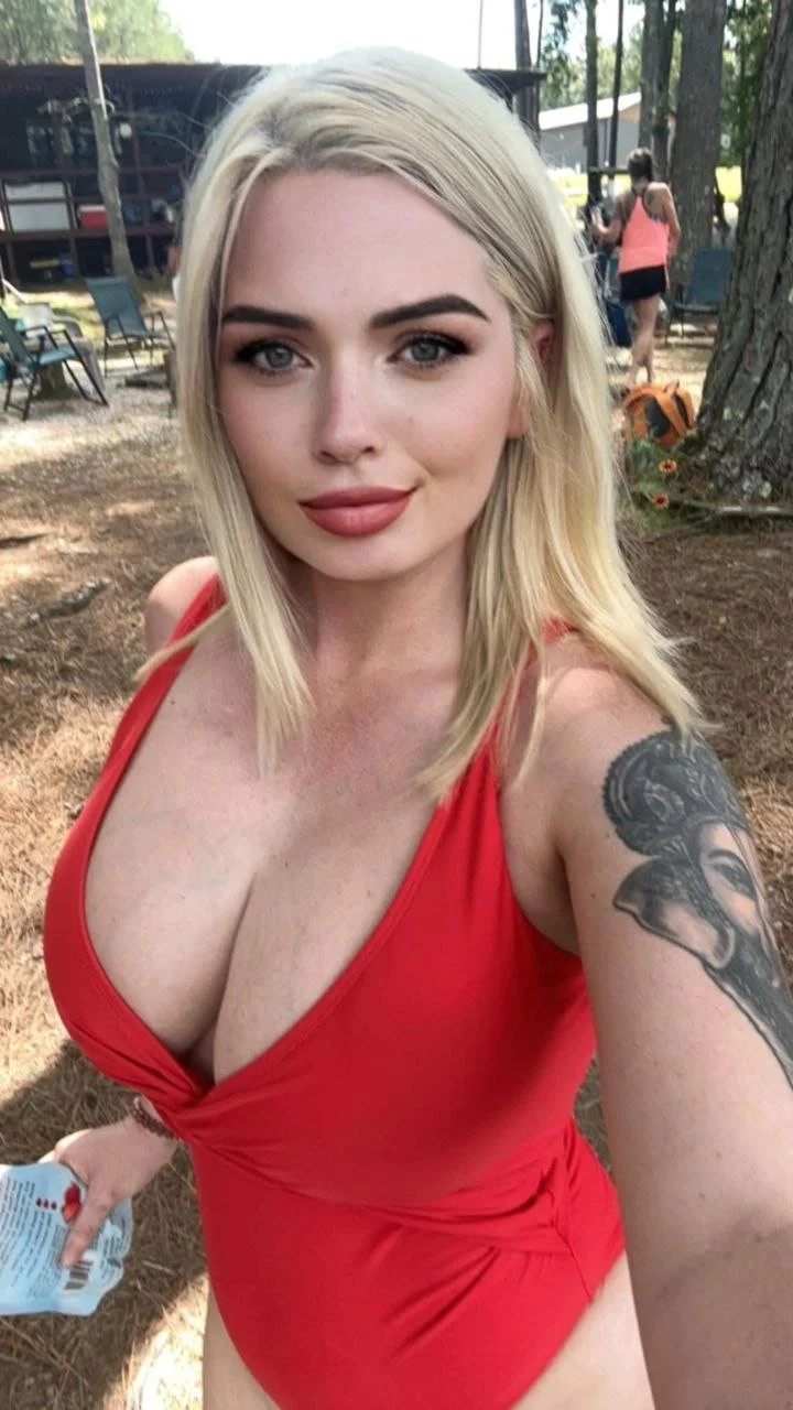 Big fake titty blonde bimbo image 4