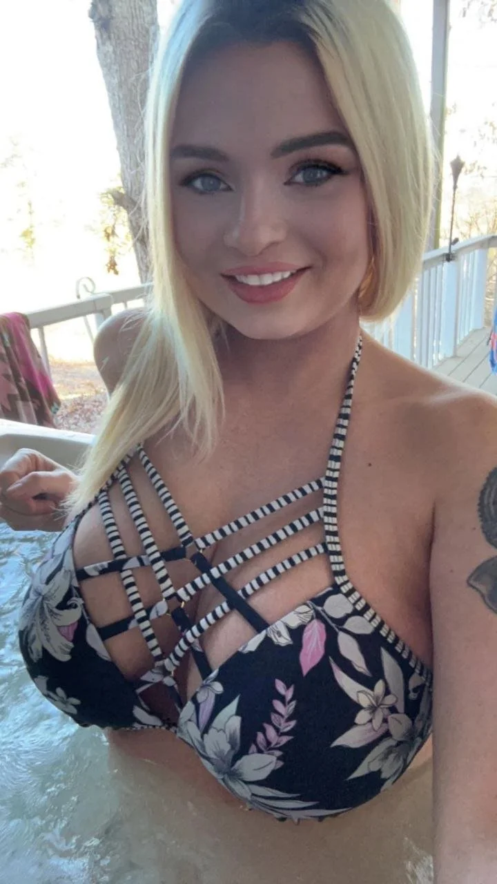 Big fake titty blonde bimbo image 7