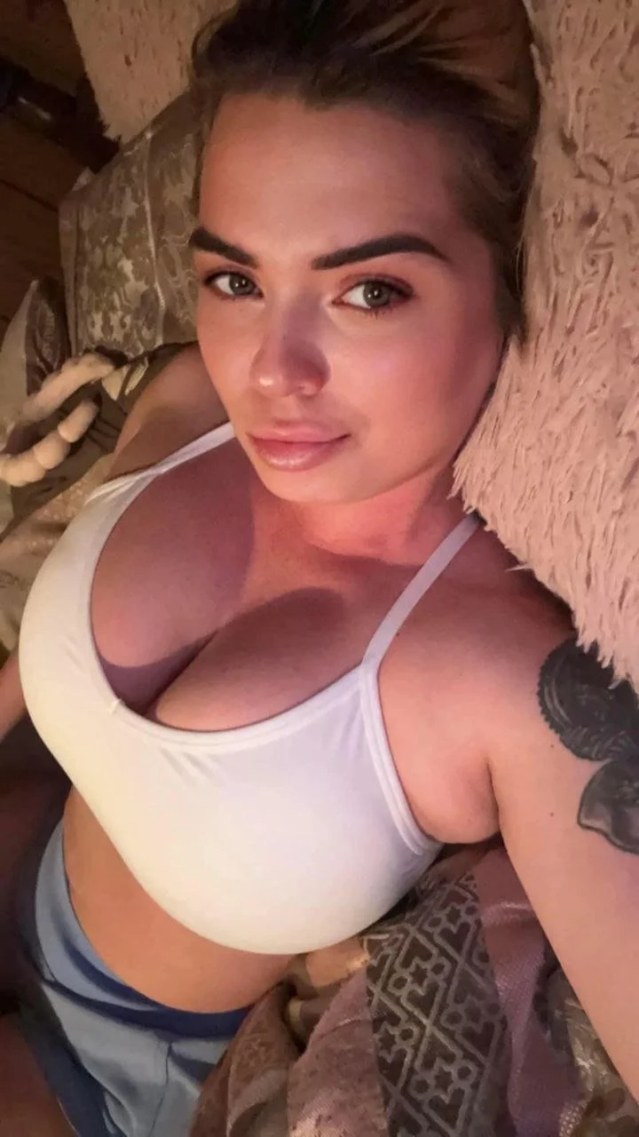Big fake titty blonde bimbo image 9