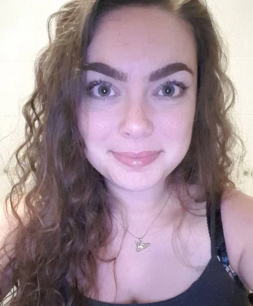 British Hannah Shows Herself Off image 5
