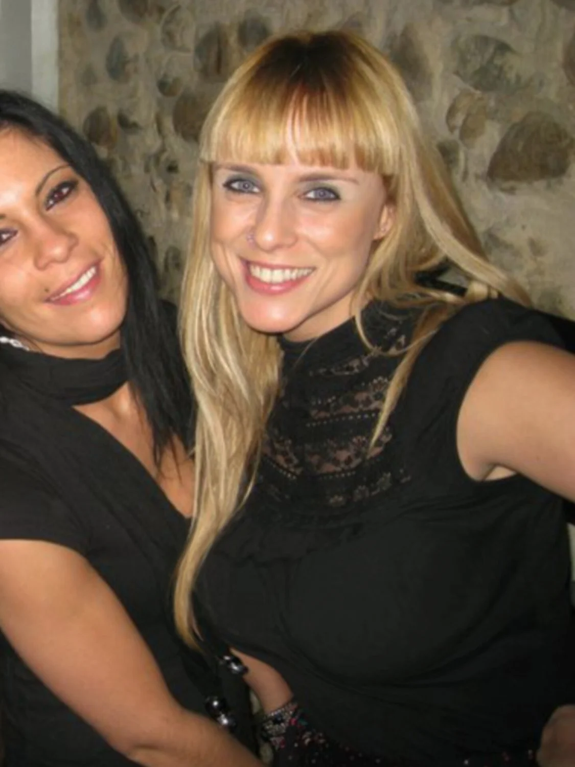 Milf con buenas tetas expuesta image 7