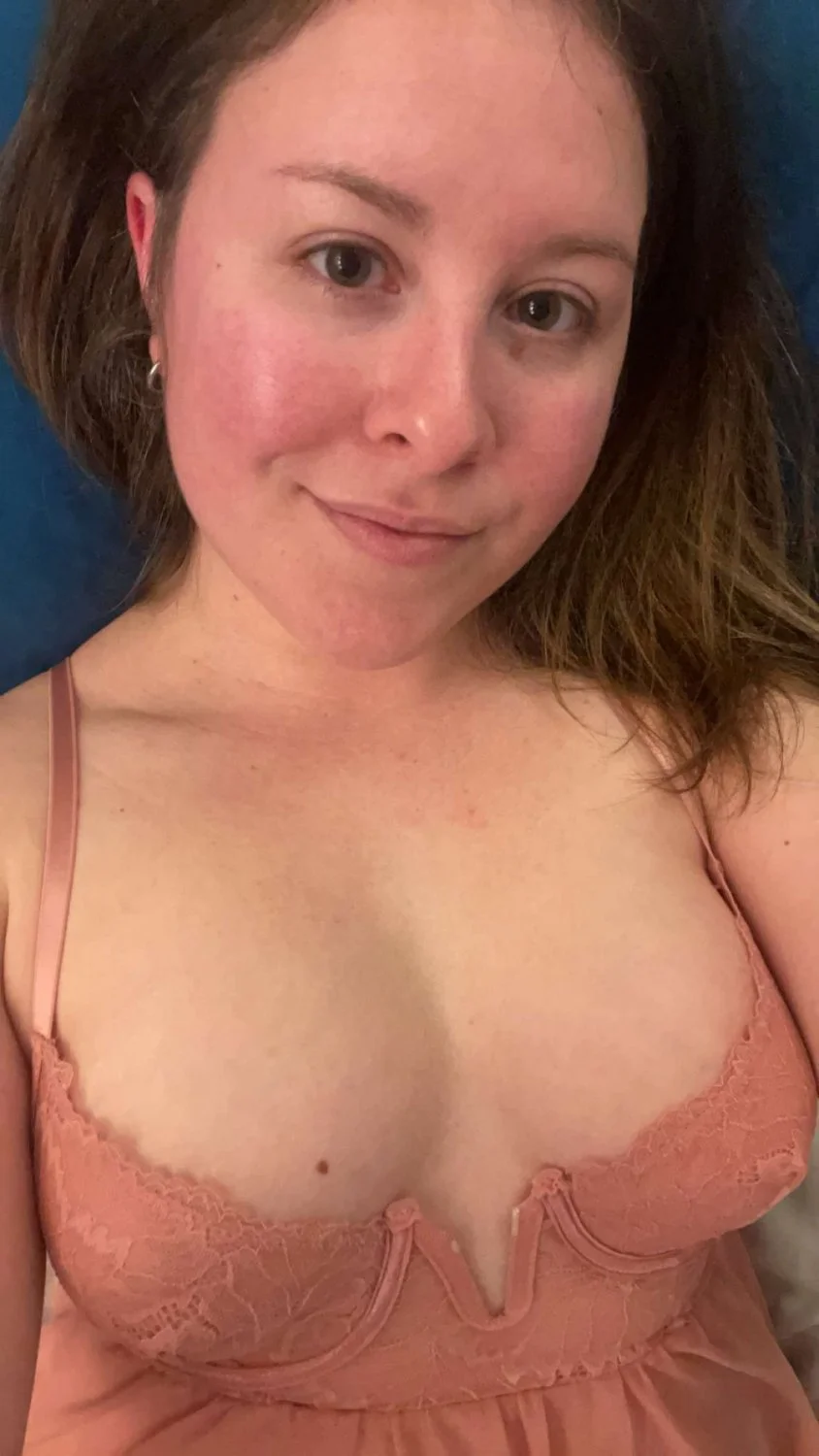Sarah image 6