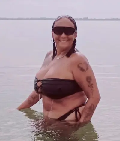 Paty Alarcão ( A Deusa dos Peitos Lindos ) cover image